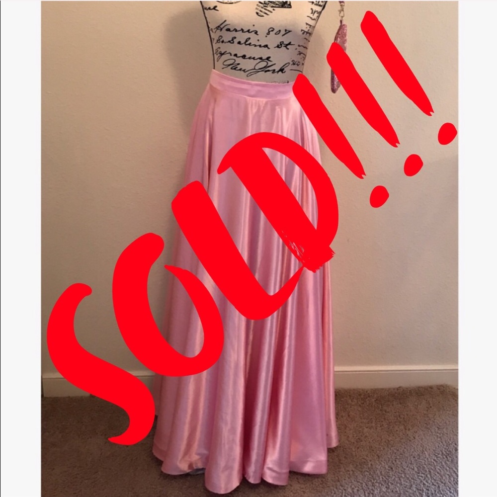 ‼️SOLD‼️ ✨🌸High Waist Floor Length Princess Skirt